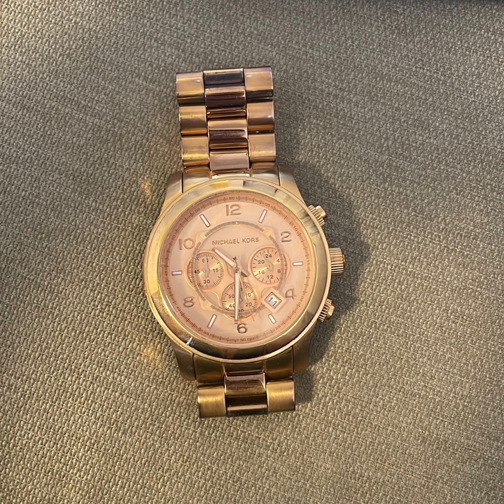 Michael Kors rose gold watch